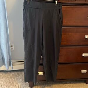 Ann Taylor loft Petite Lou & Grey
Wanderweave Pants size medium petite